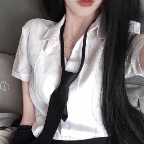 他来自美国