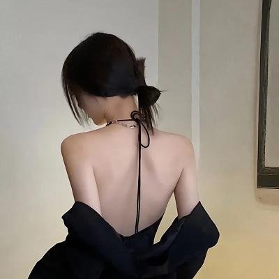 穿高跟鞋的死神